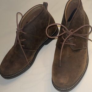 Apex Chukka brown nubuck leather tie up boots